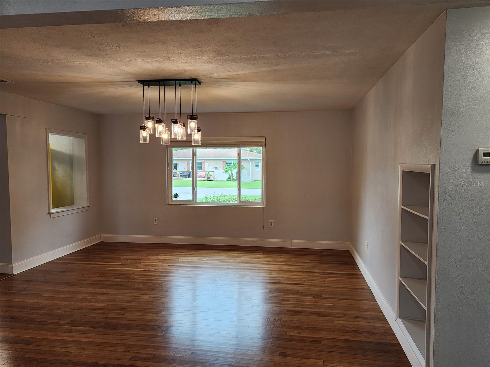 8 POINSETTIA DR, DEBARY, FL, 32713