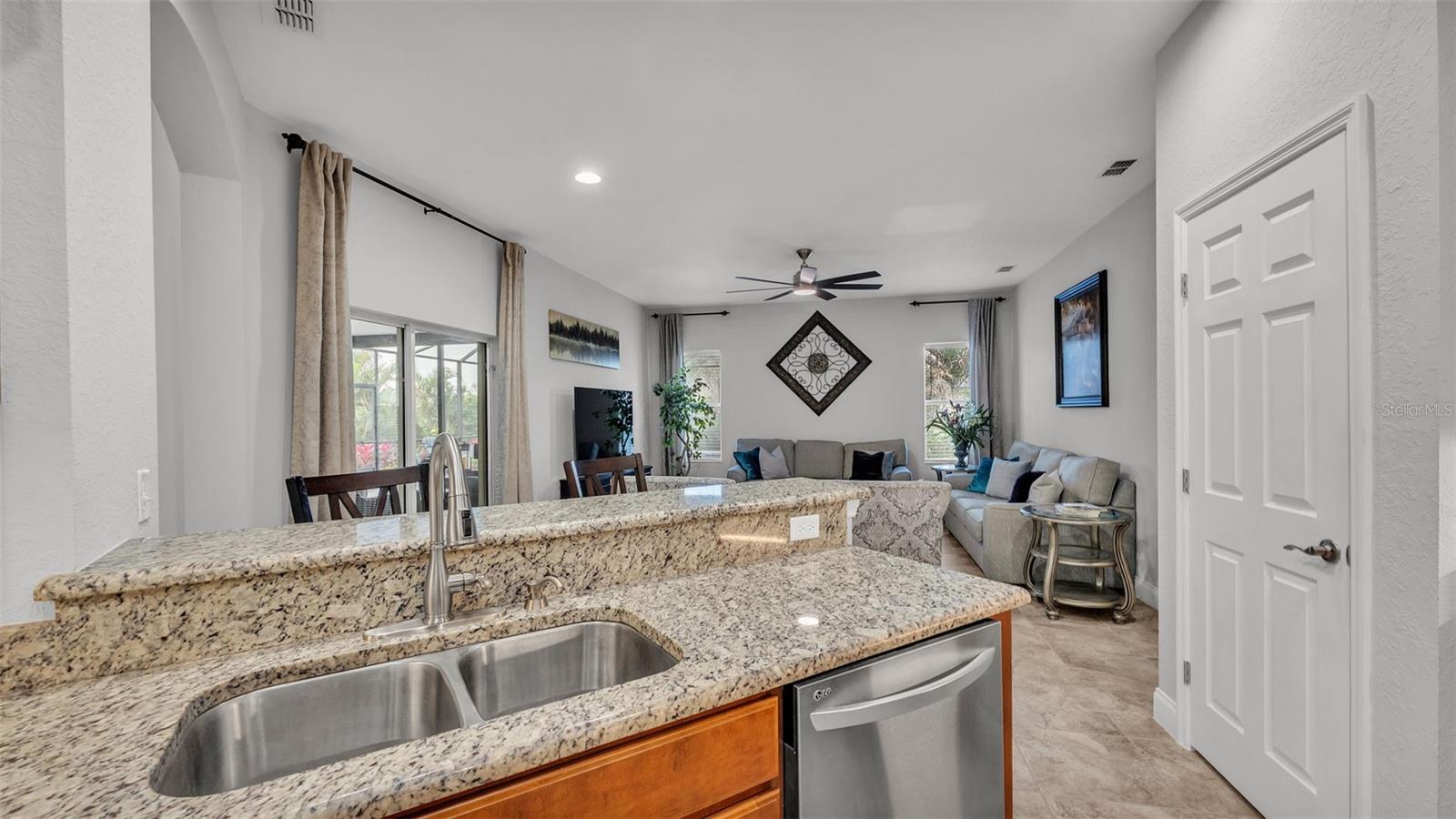 2726 GREYHAWK ESTATES LN, LAKELAND, FL, 33812