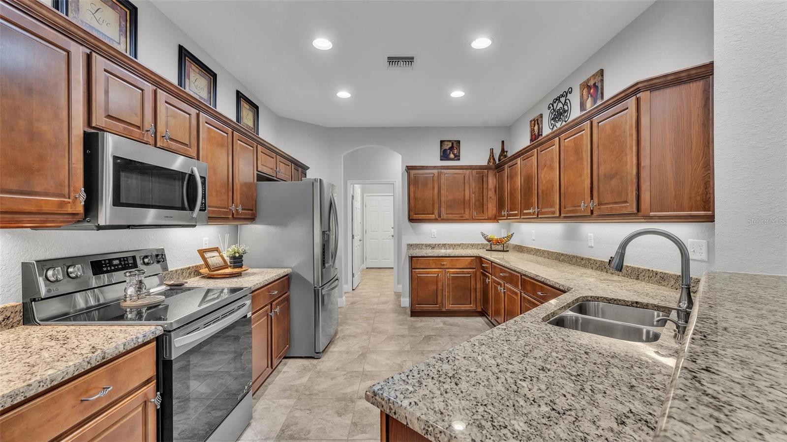 2726 GREYHAWK ESTATES LN, LAKELAND, FL, 33812