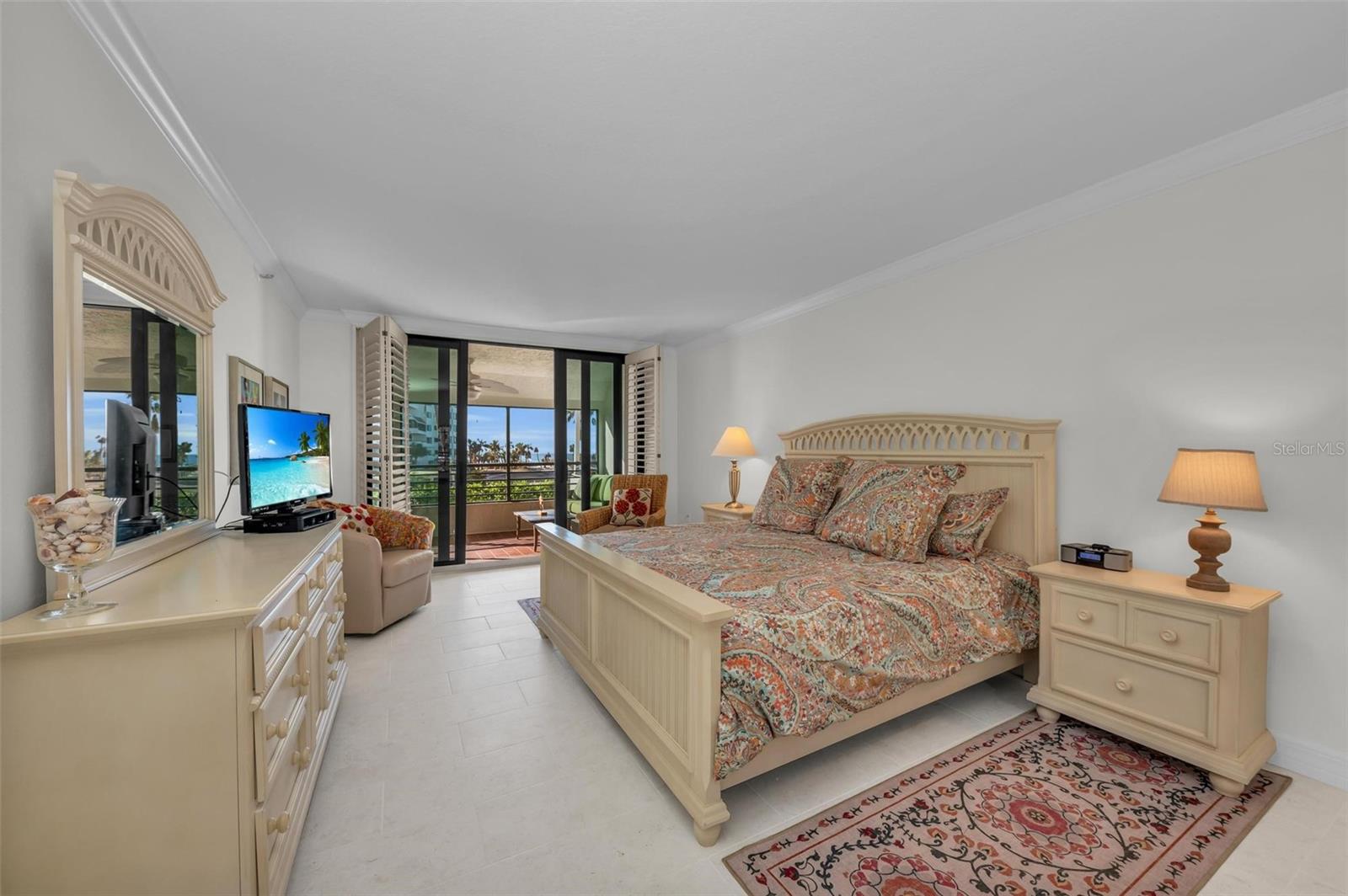 1465 GULF OF MEXICO DR #104, LONGBOAT KEY, FL, 34228