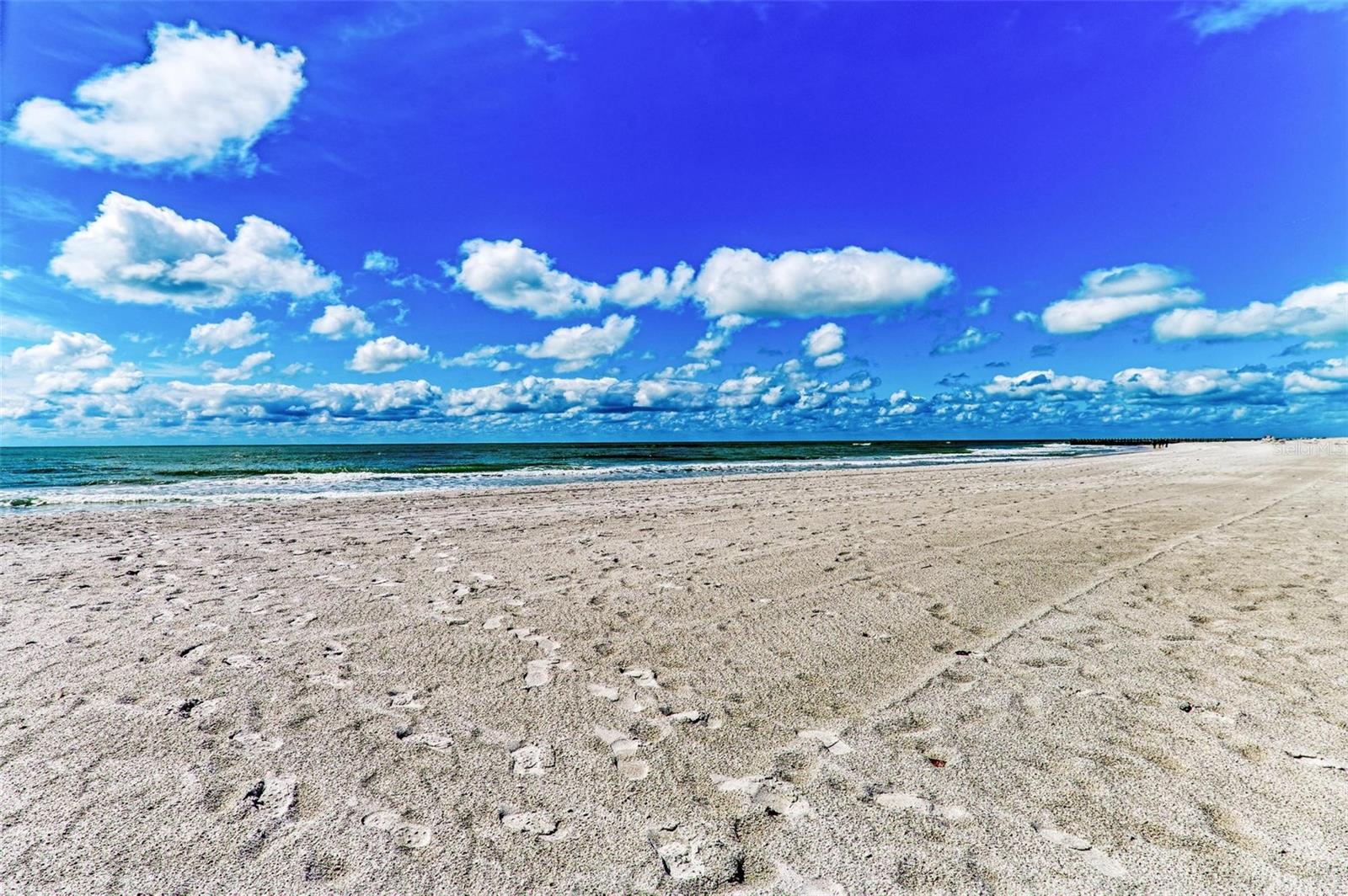 1465 GULF OF MEXICO DR #104, LONGBOAT KEY, FL, 34228