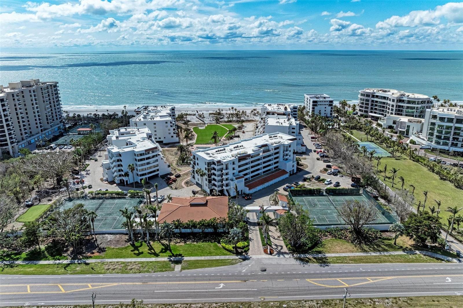 1465 GULF OF MEXICO DR #104, LONGBOAT KEY, FL, 34228
