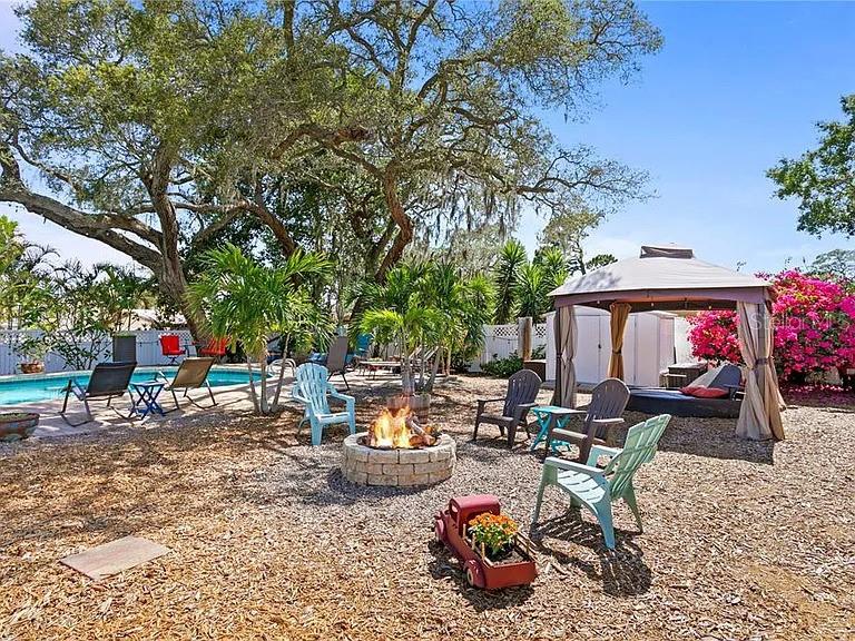 232 TIMBERLANE DR, PALM HARBOR, FL, 34683