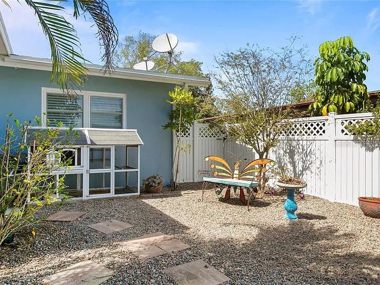 232 TIMBERLANE DR, PALM HARBOR, FL, 34683