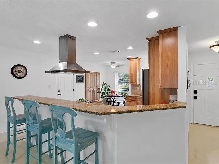 232 TIMBERLANE DR, PALM HARBOR, FL, 34683