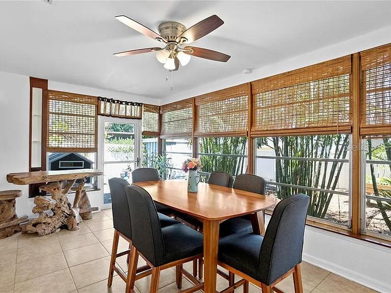 232 TIMBERLANE DR, PALM HARBOR, FL, 34683