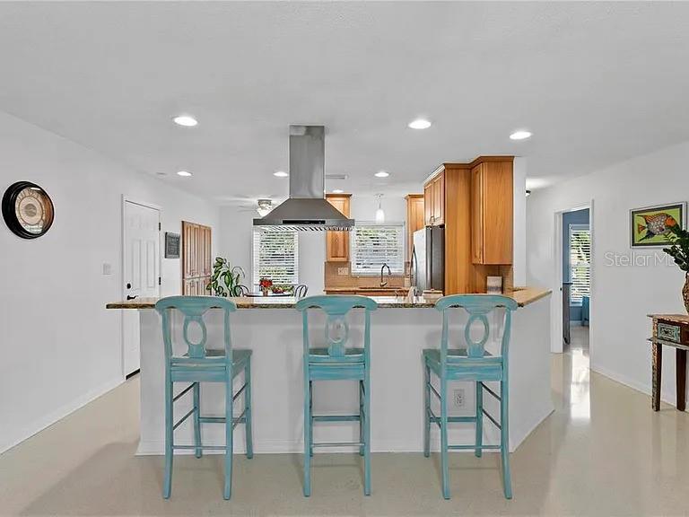 232 TIMBERLANE DR, PALM HARBOR, FL, 34683