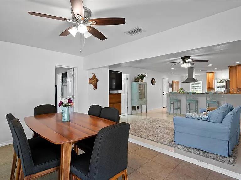 232 TIMBERLANE DR, PALM HARBOR, FL, 34683