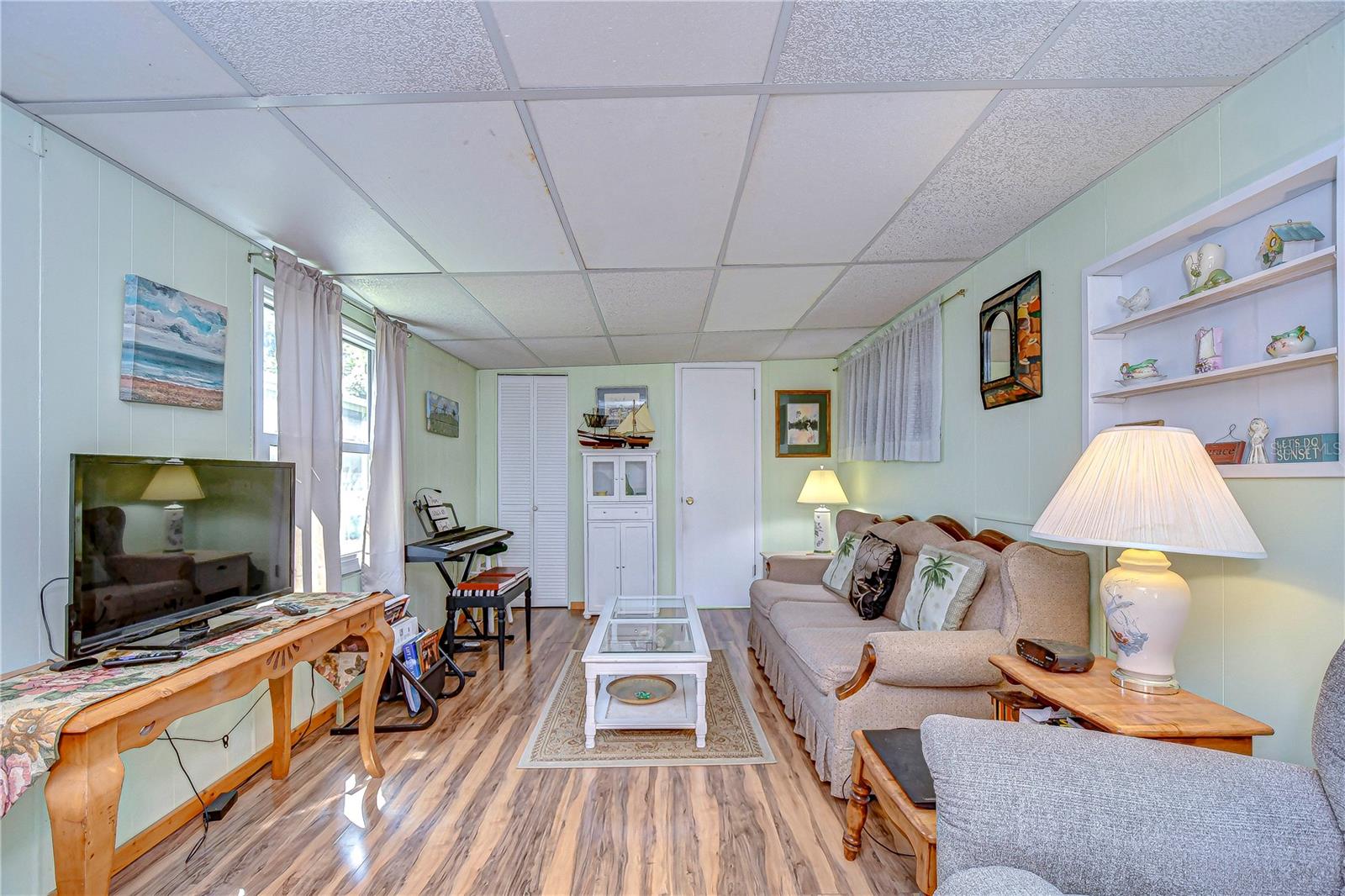 6119 RIDGEWOOD DR, ZEPHYRHILLS, FL, 33542