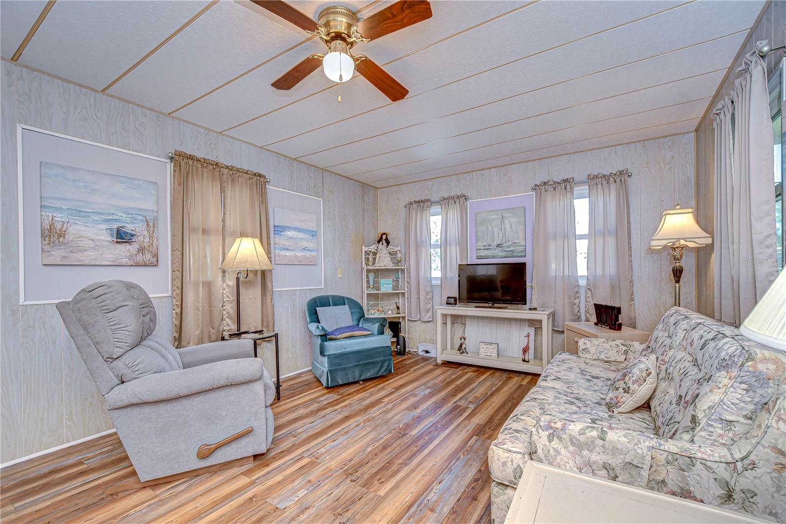 6119 RIDGEWOOD DR, ZEPHYRHILLS, FL, 33542