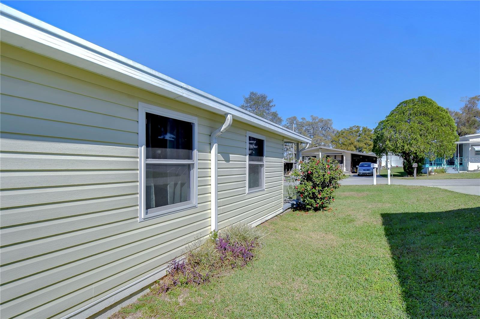 6119 RIDGEWOOD DR, ZEPHYRHILLS, FL, 33542
