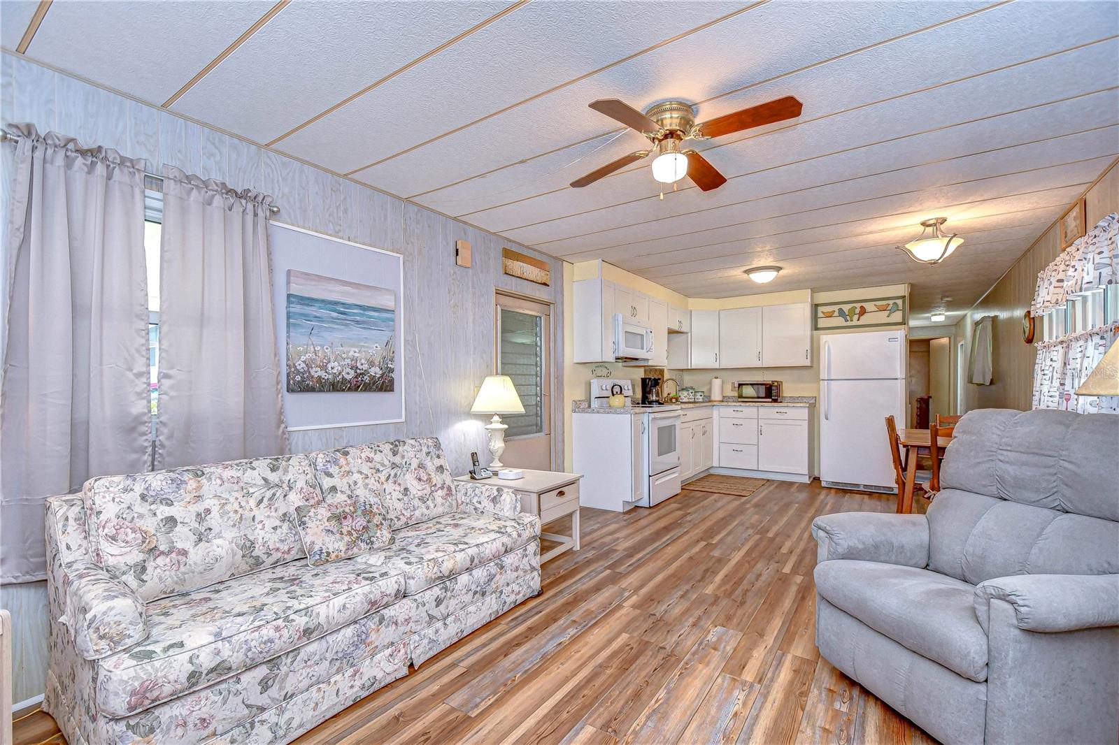 6119 RIDGEWOOD DR, ZEPHYRHILLS, FL, 33542