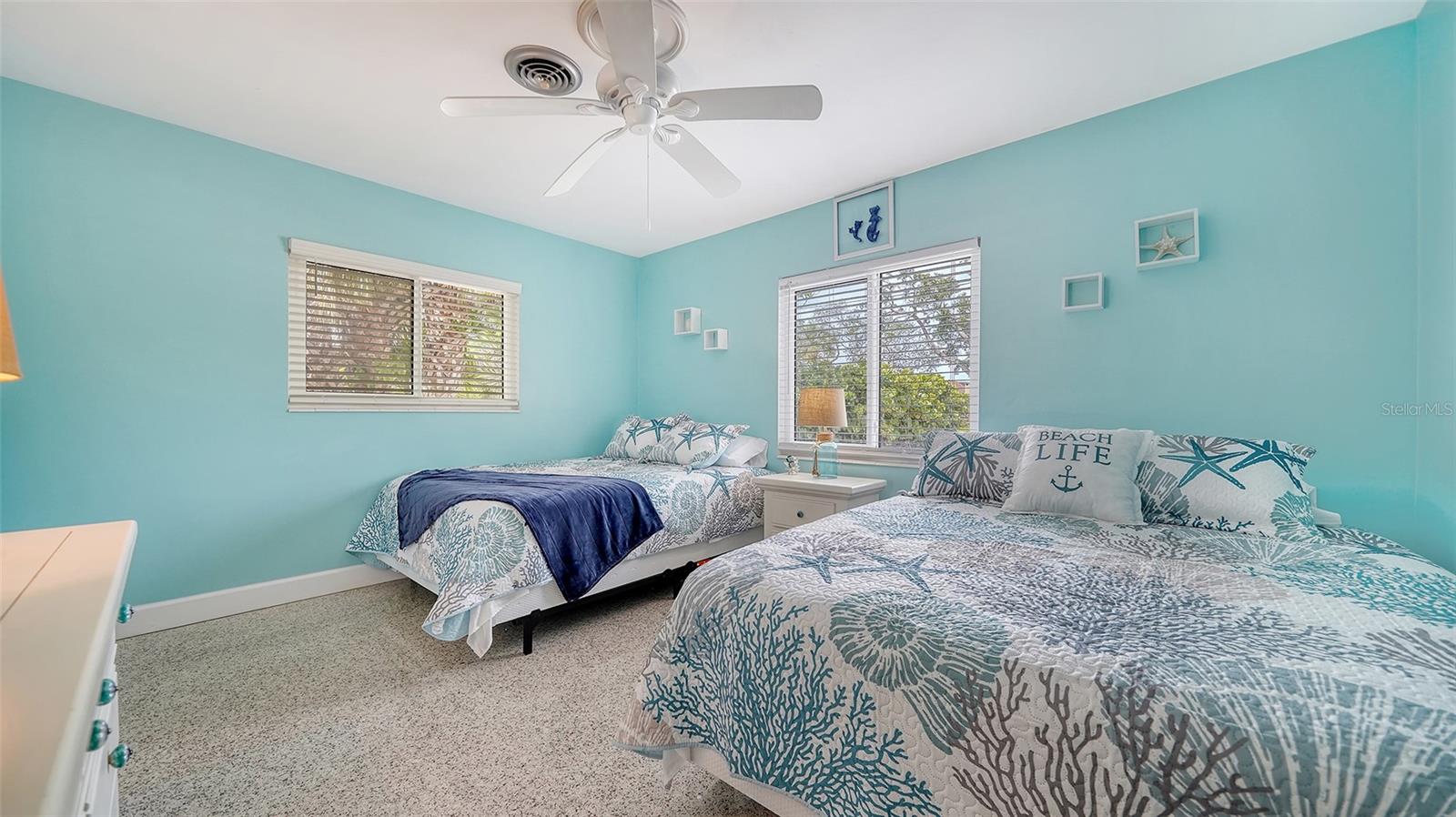 5525 SHADOW LAWN DR, SARASOTA, FL, 34242