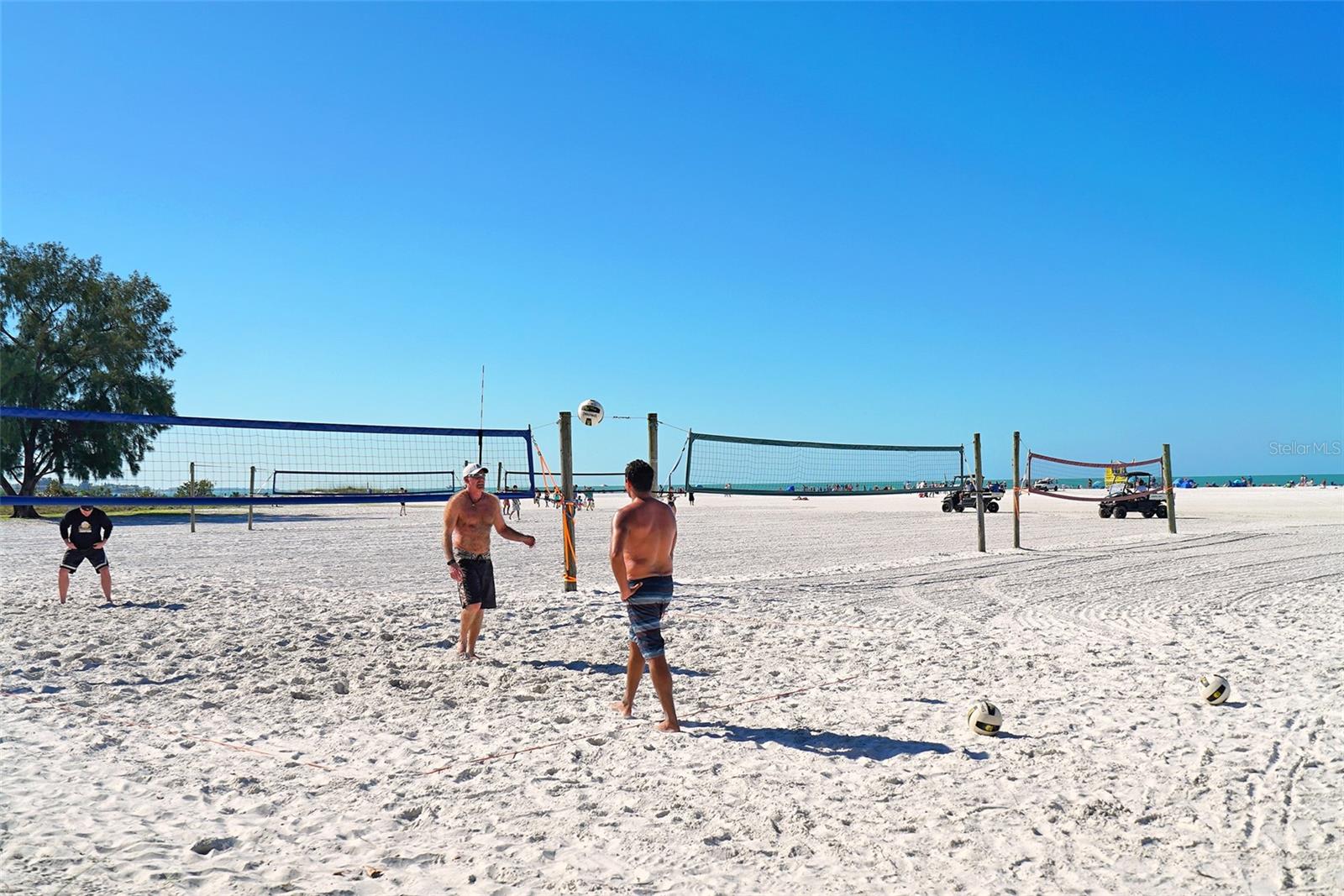 5525 SHADOW LAWN DR, SARASOTA, FL, 34242