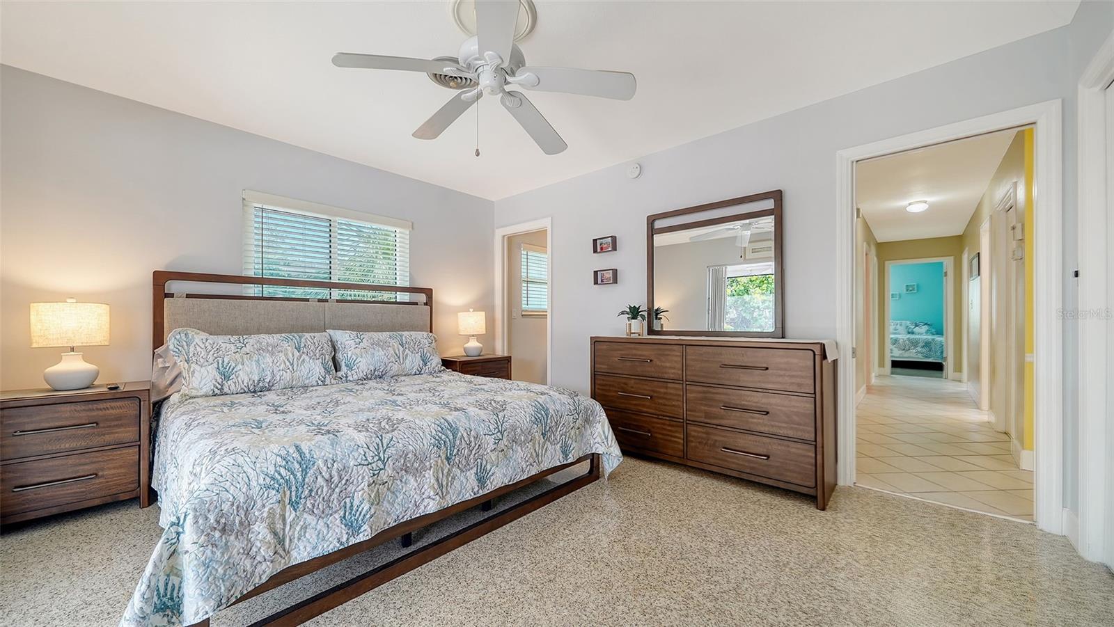 5525 SHADOW LAWN DR, SARASOTA, FL, 34242