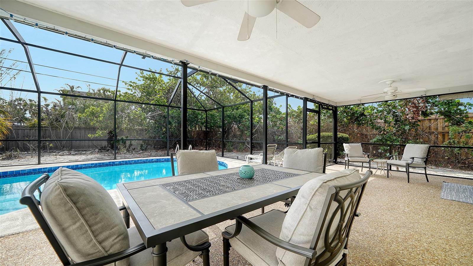 5525 SHADOW LAWN DR, SARASOTA, FL, 34242