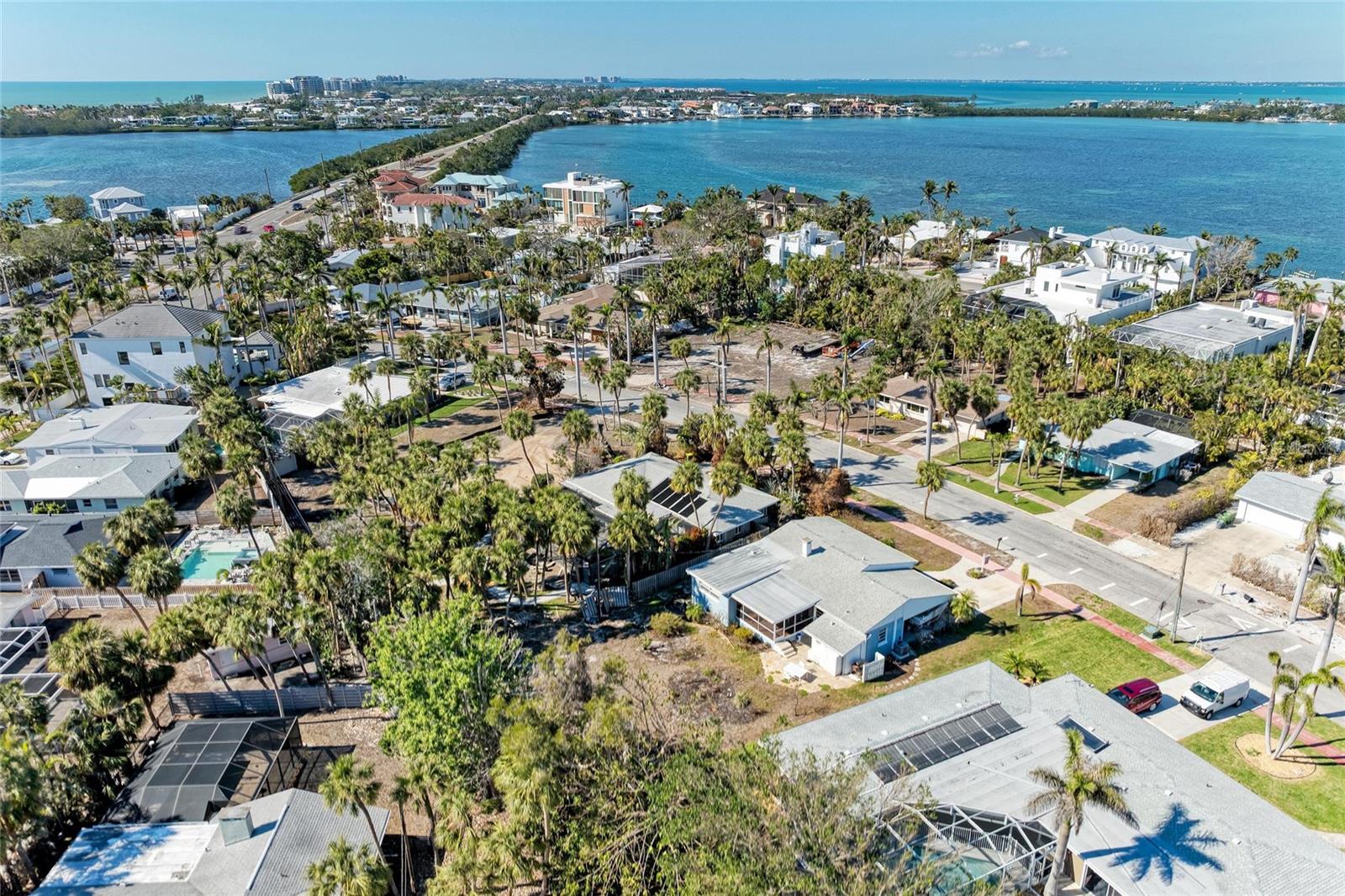 153 N ADAMS DR, SARASOTA, FL, 34236