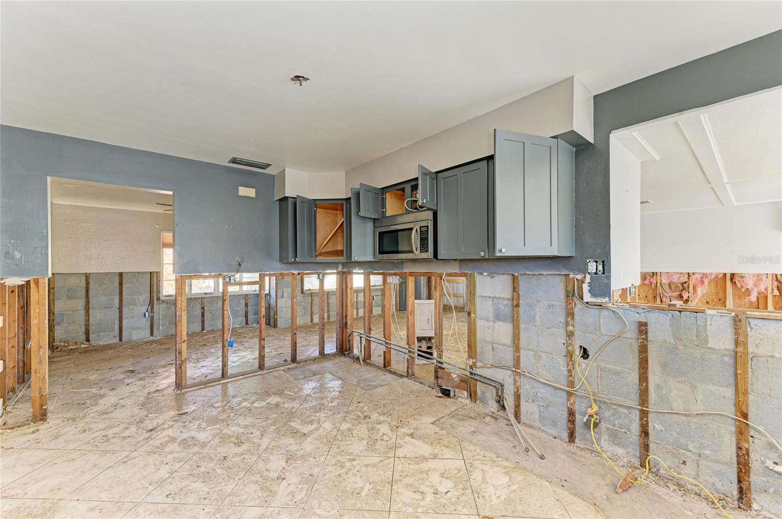 153 N ADAMS DR, SARASOTA, FL, 34236