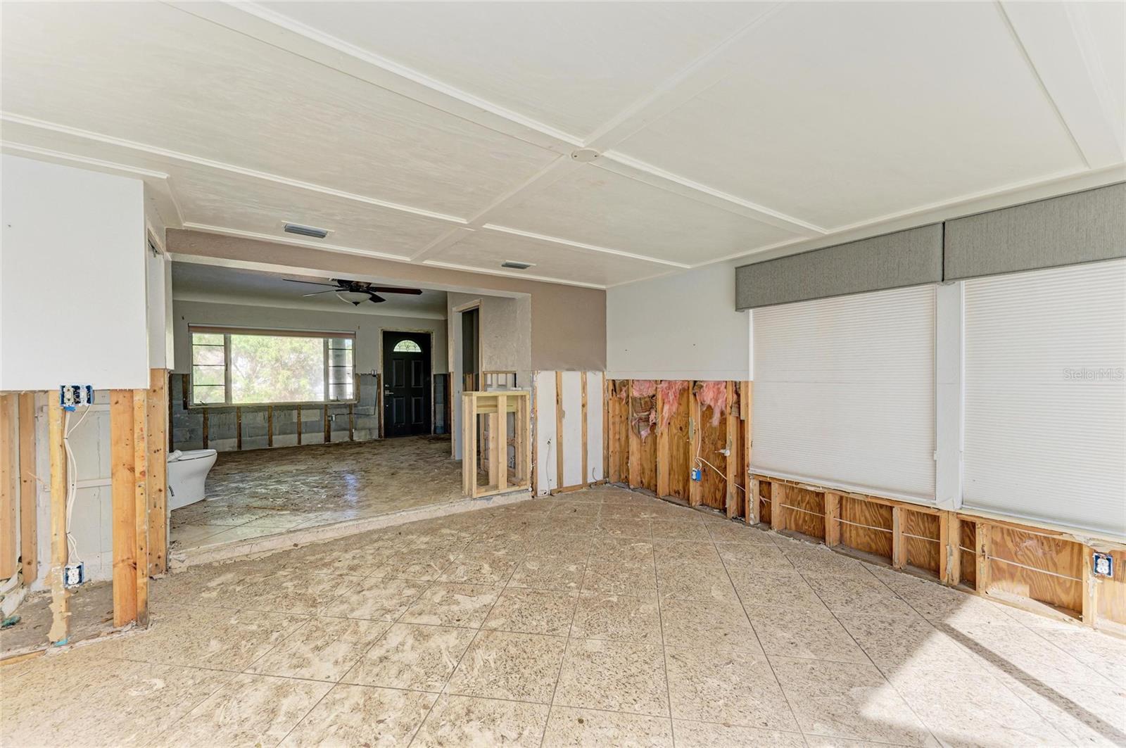 153 N ADAMS DR, SARASOTA, FL, 34236