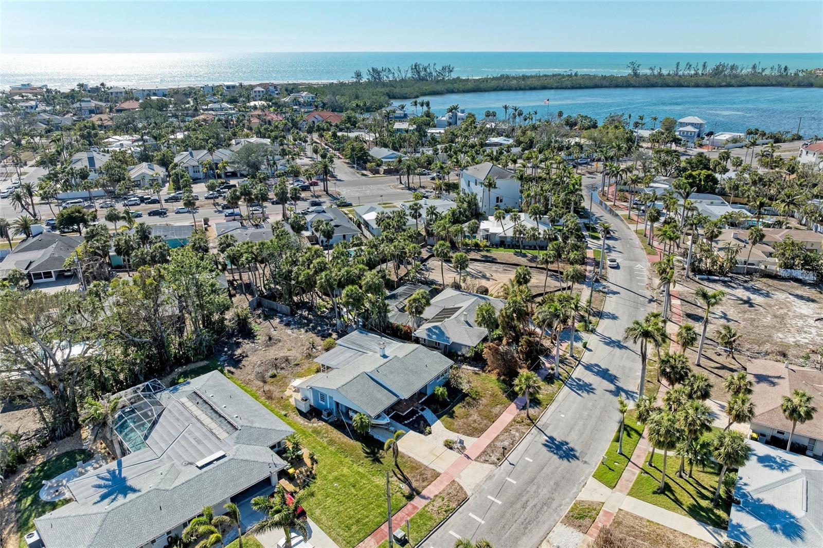 153 N ADAMS DR, SARASOTA, FL, 34236
