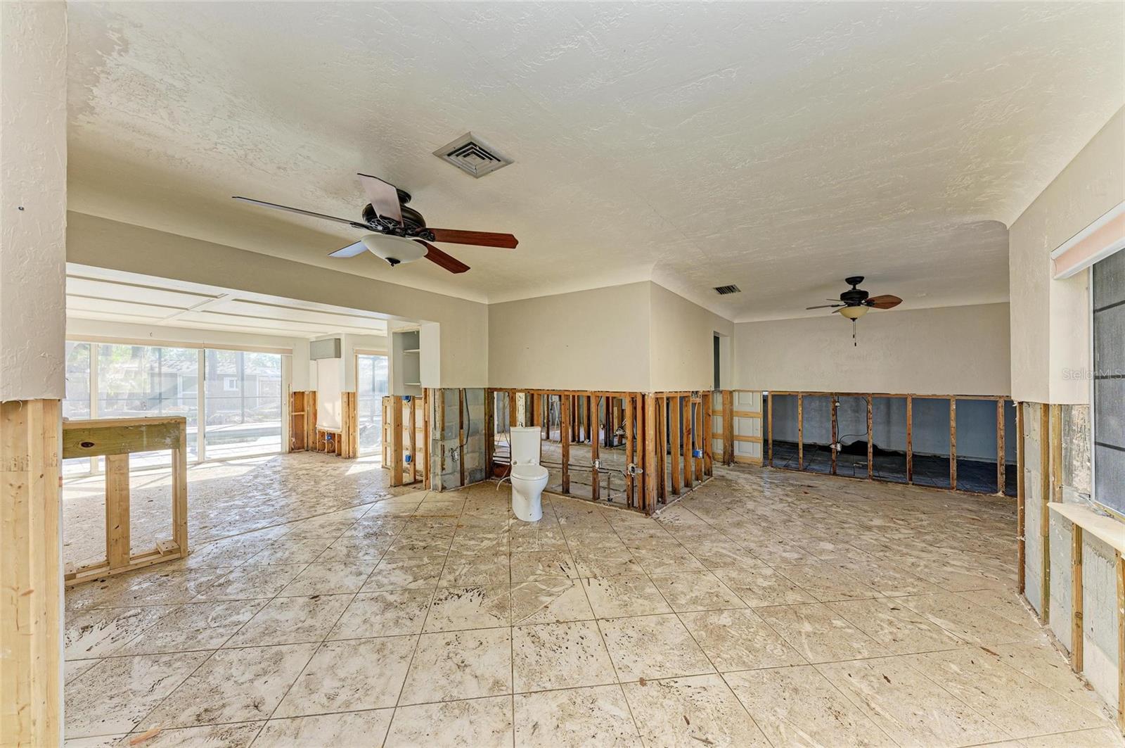 153 N ADAMS DR, SARASOTA, FL, 34236