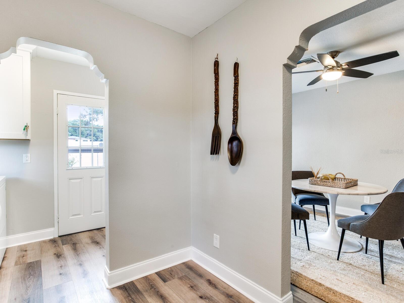 221 N CLEARVIEW AVE, TAMPA, FL, 33609