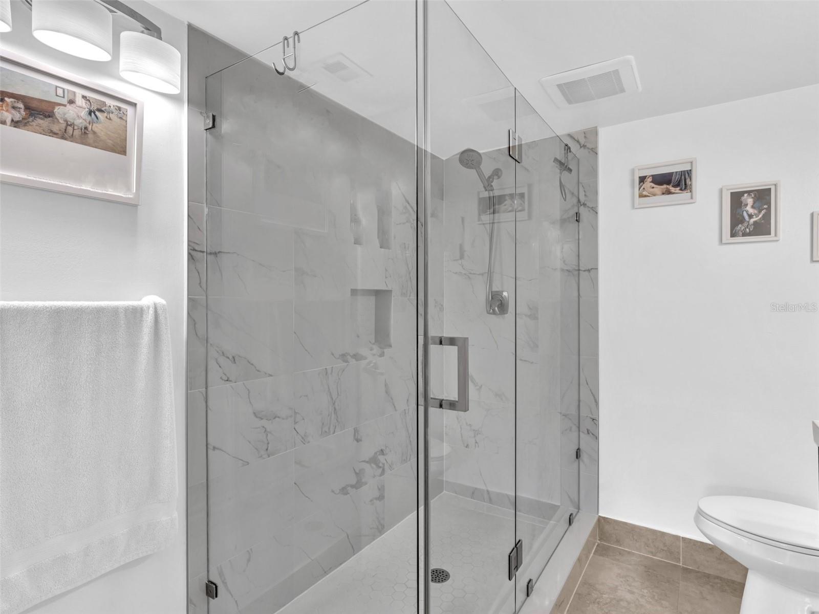 8592 W SUNRISE BLVD #202, PLANTATION, FL, 33322