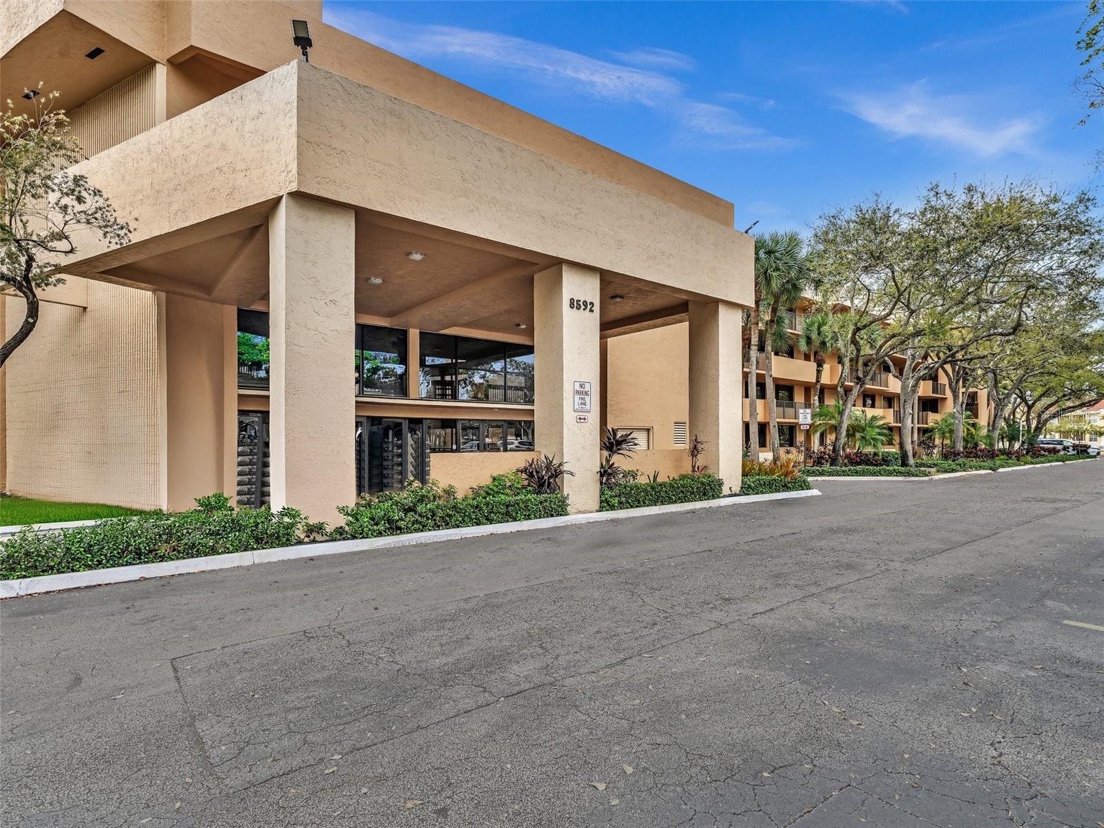 8592 W SUNRISE BLVD #202, PLANTATION, FL, 33322