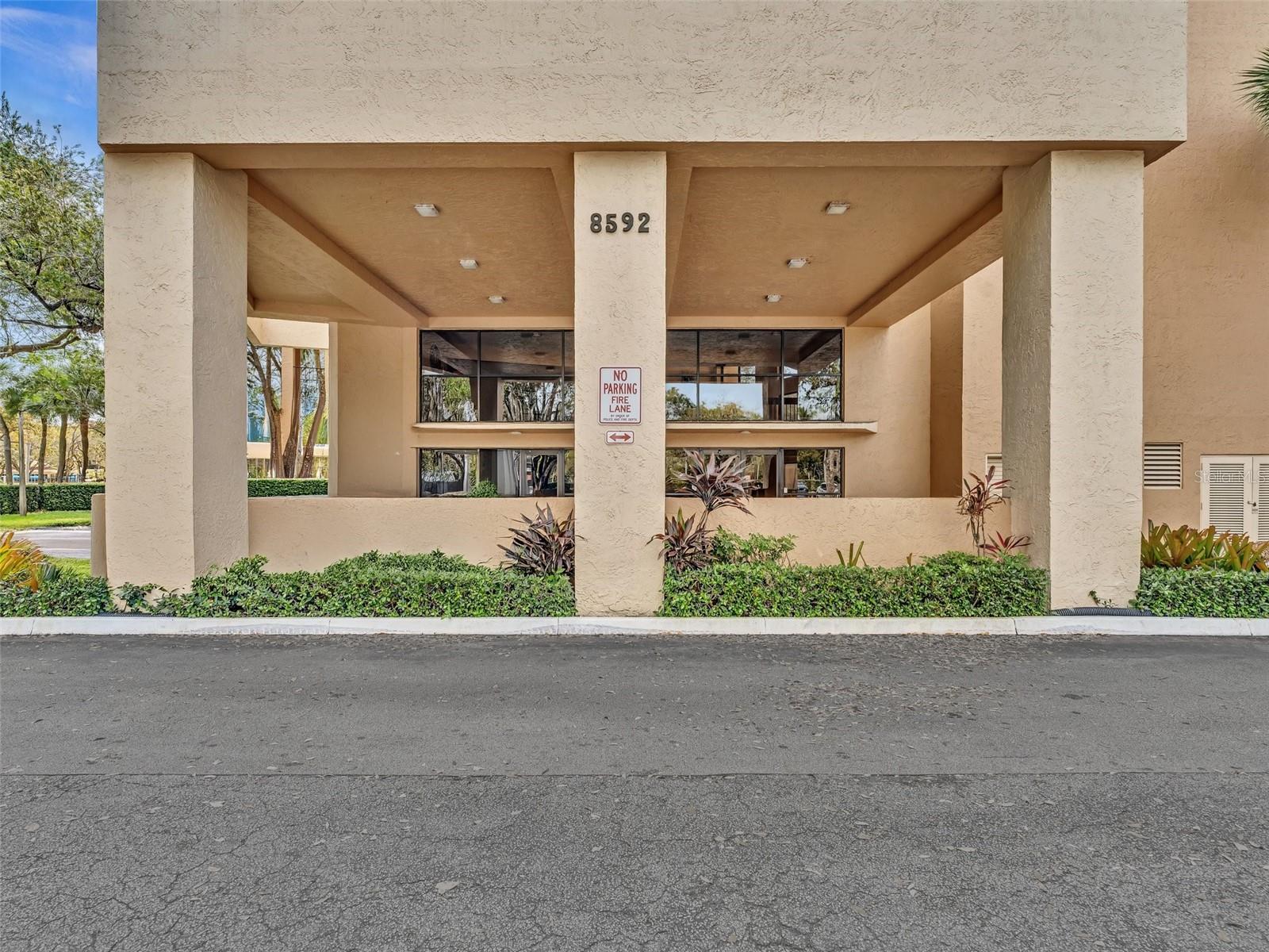8592 W SUNRISE BLVD #202, PLANTATION, FL, 33322