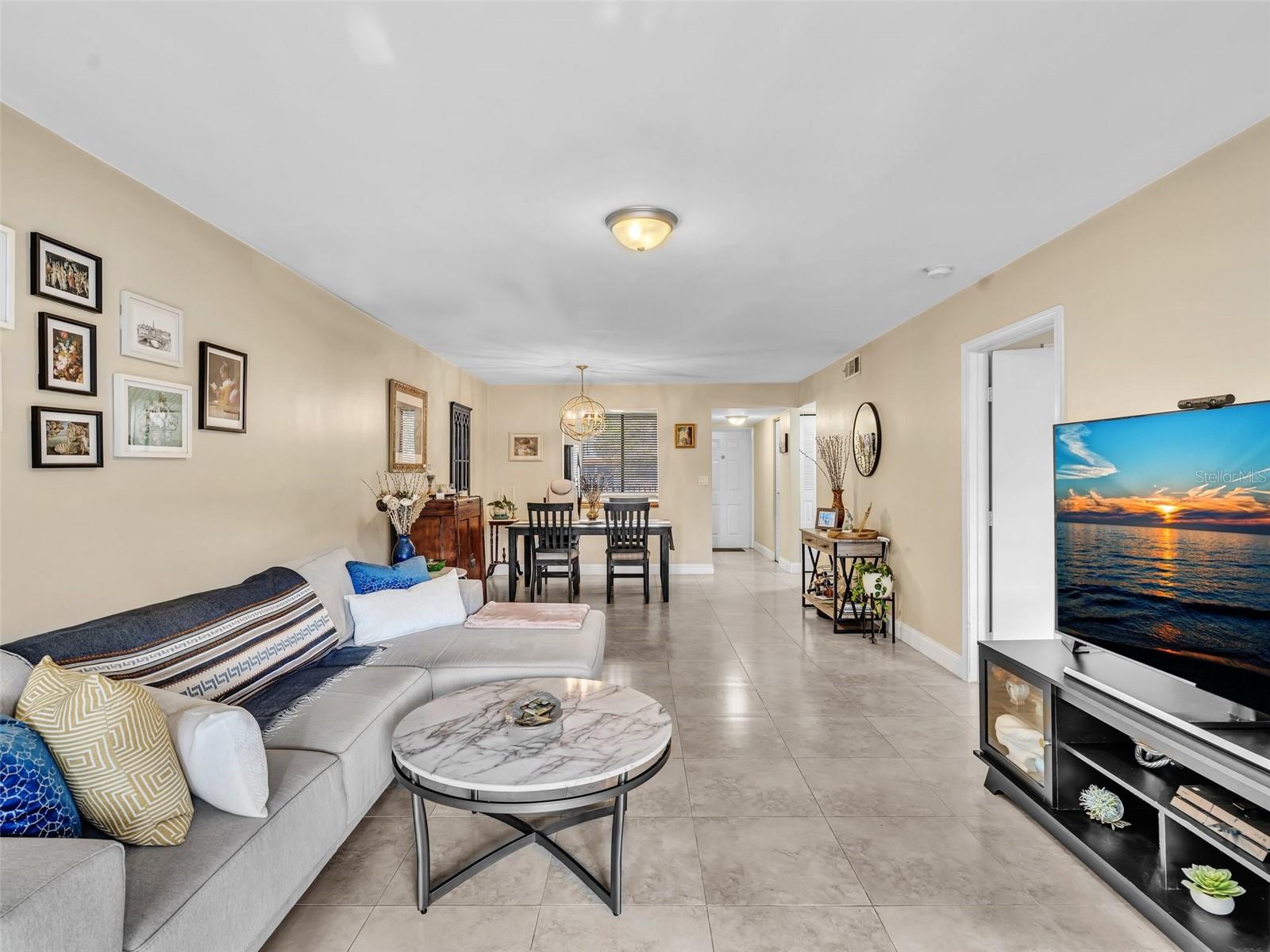 8592 W SUNRISE BLVD #202, PLANTATION, FL, 33322
