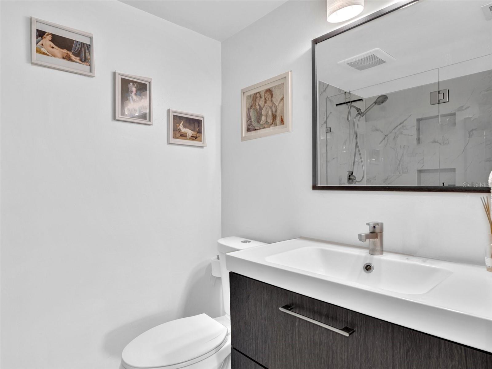 8592 W SUNRISE BLVD #202, PLANTATION, FL, 33322