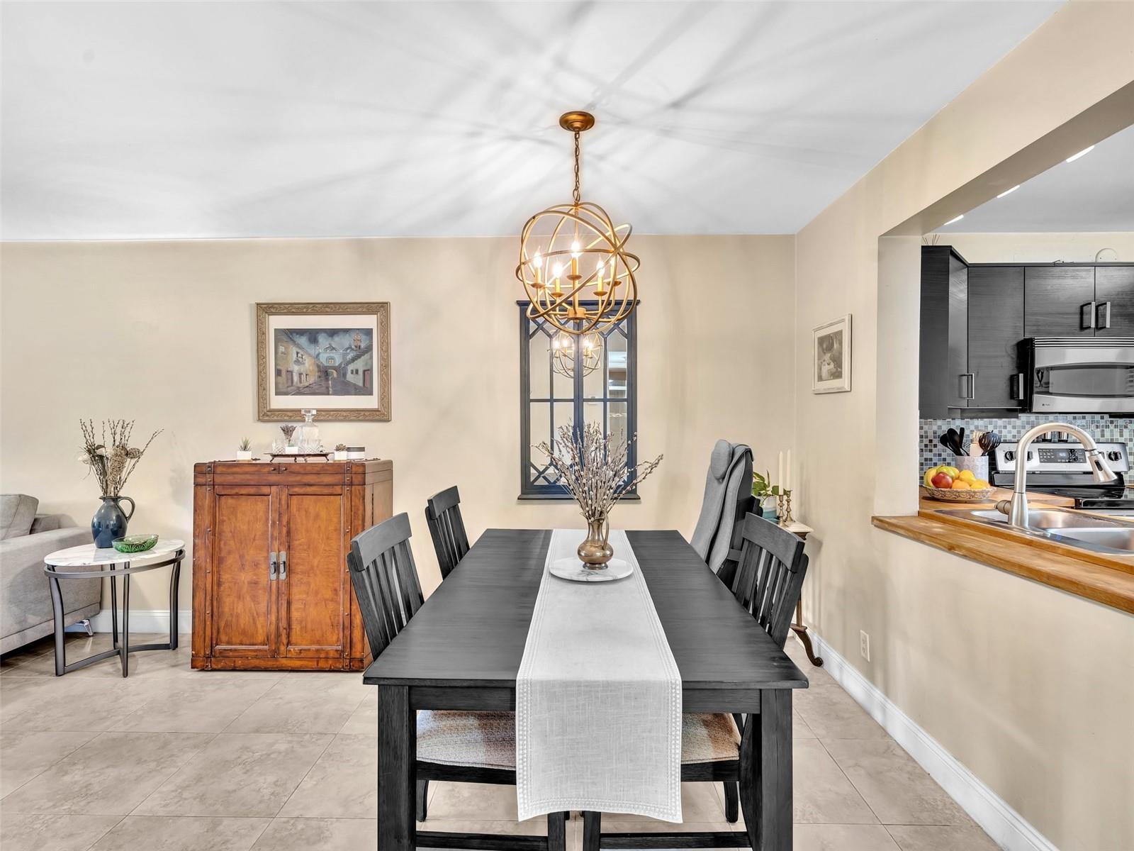 8592 W SUNRISE BLVD #202, PLANTATION, FL, 33322