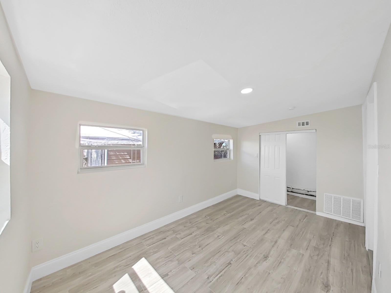 7151 51ST AVE N, ST PETERSBURG, FL, 33709