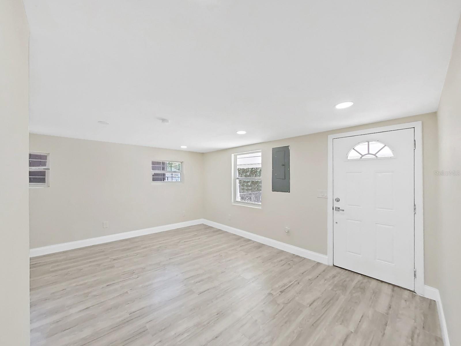 7151 51ST AVE N, ST PETERSBURG, FL, 33709