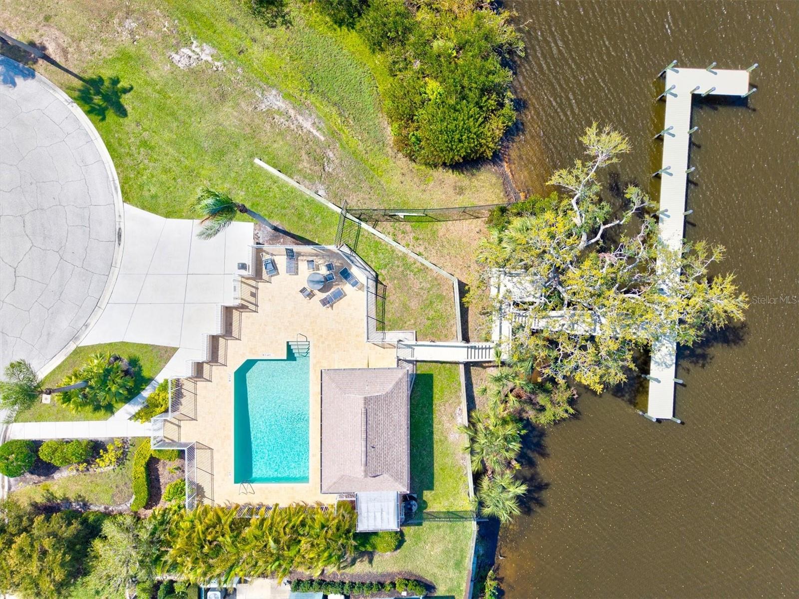 6105 55TH AVENUE CIR E, BRADENTON, FL, 34203