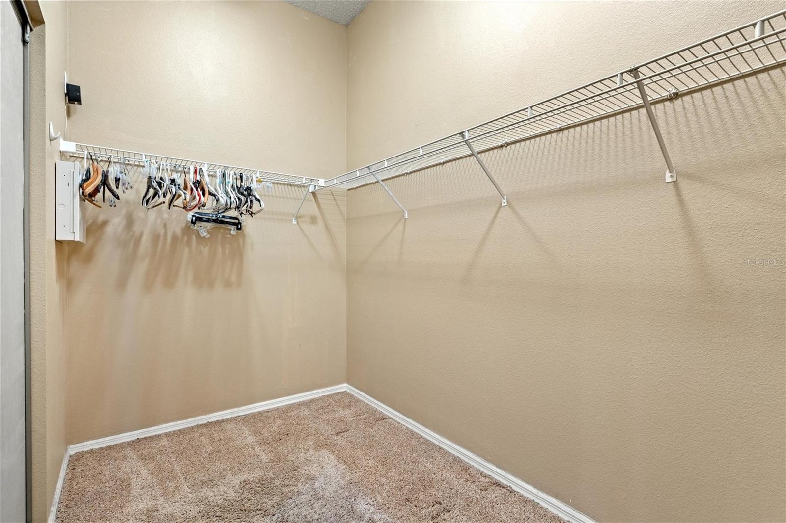 6105 55TH AVENUE CIR E, BRADENTON, FL, 34203