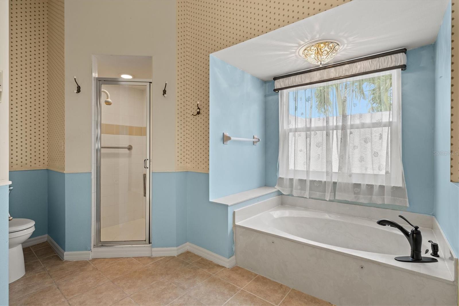 6105 55TH AVENUE CIR E, BRADENTON, FL, 34203