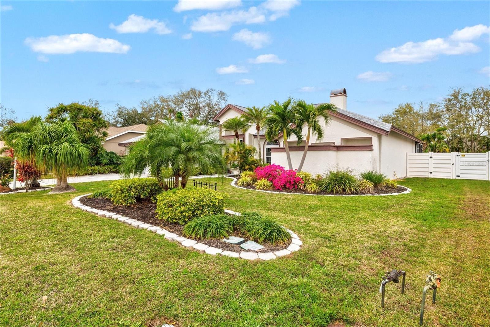 6105 55TH AVENUE CIR E, BRADENTON, FL, 34203