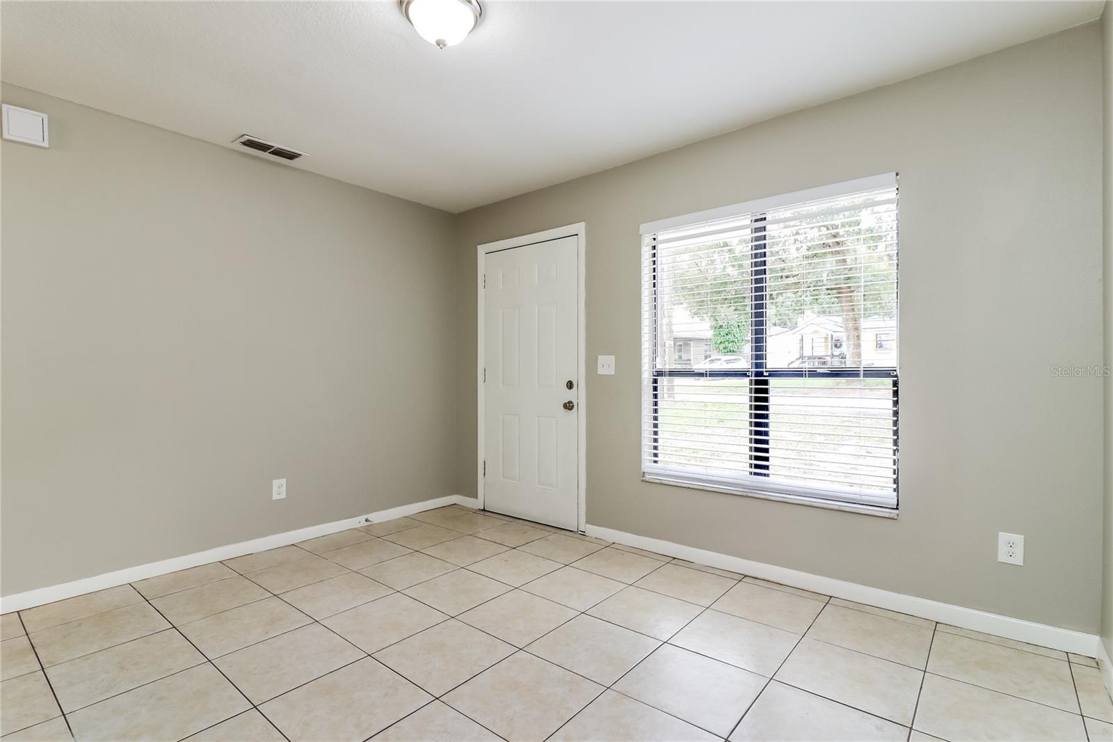 6810 N 18TH ST, TAMPA, FL, 33610