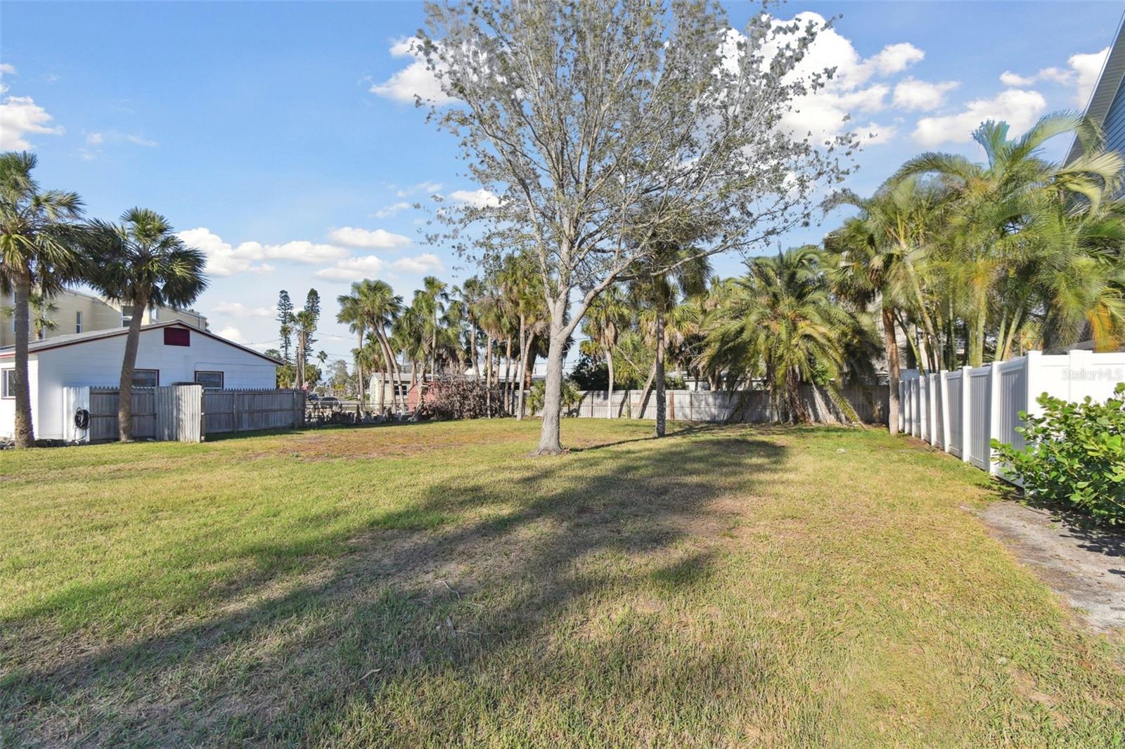 3961 OLEANDER WAY, ST PETE BEACH, FL, 33706
