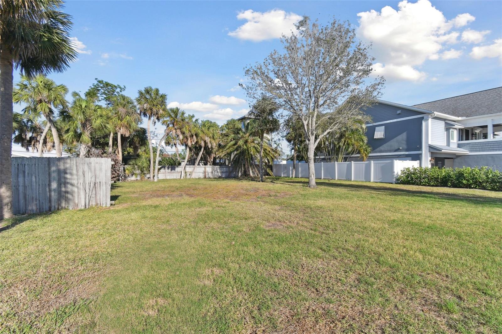 3961 OLEANDER WAY, ST PETE BEACH, FL, 33706