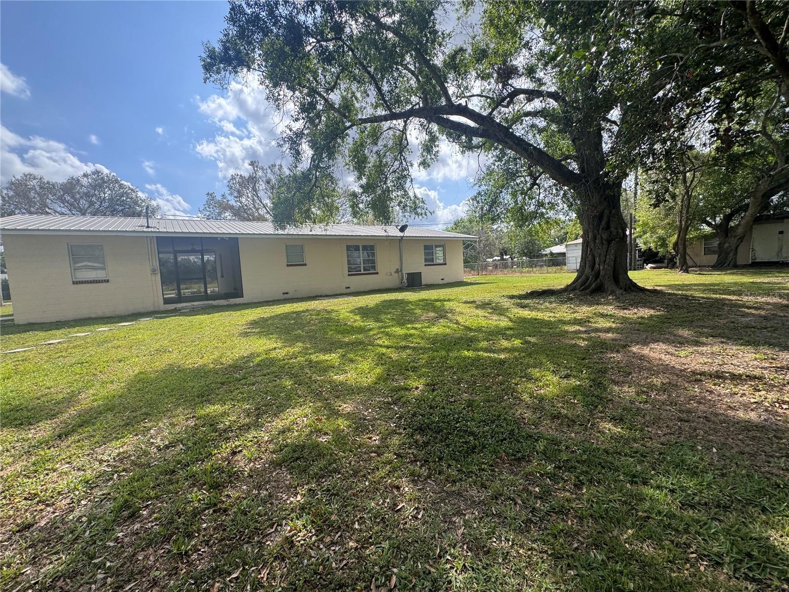 1327 SE VERMONT AVE, ARCADIA, FL, 34266