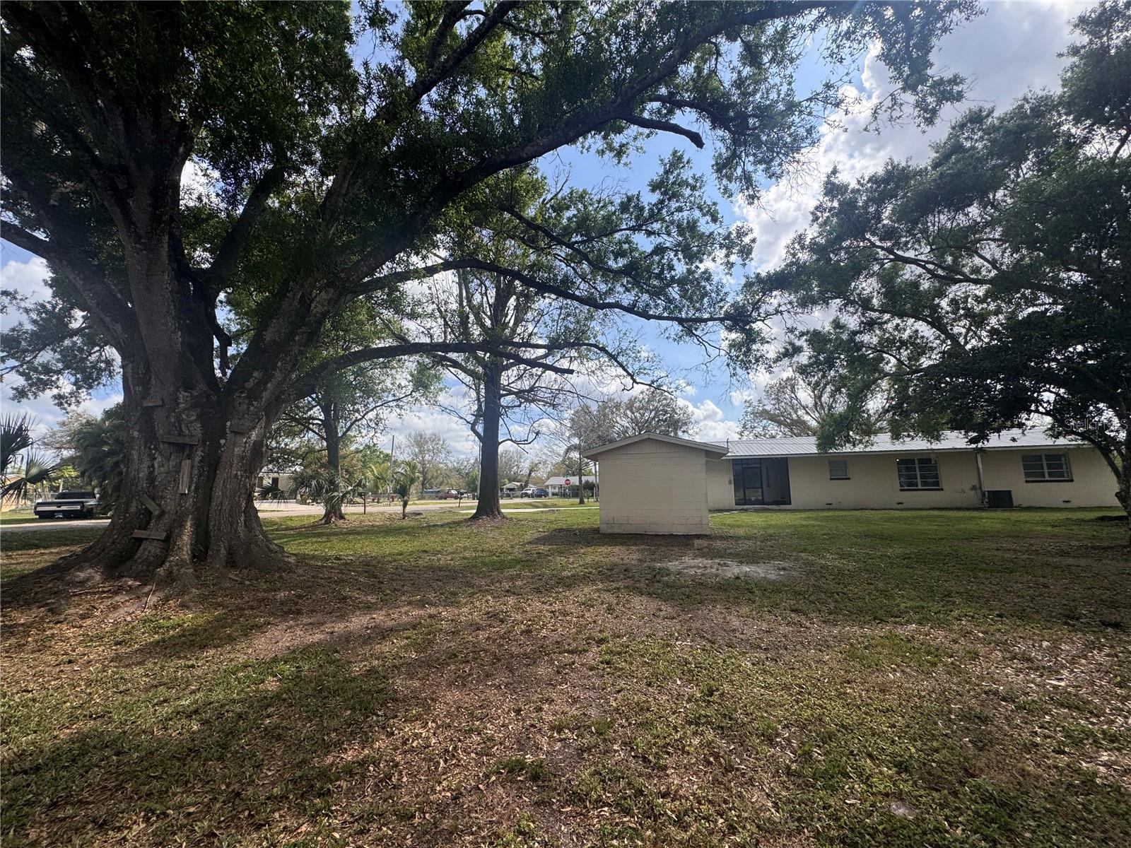 1327 SE VERMONT AVE, ARCADIA, FL, 34266