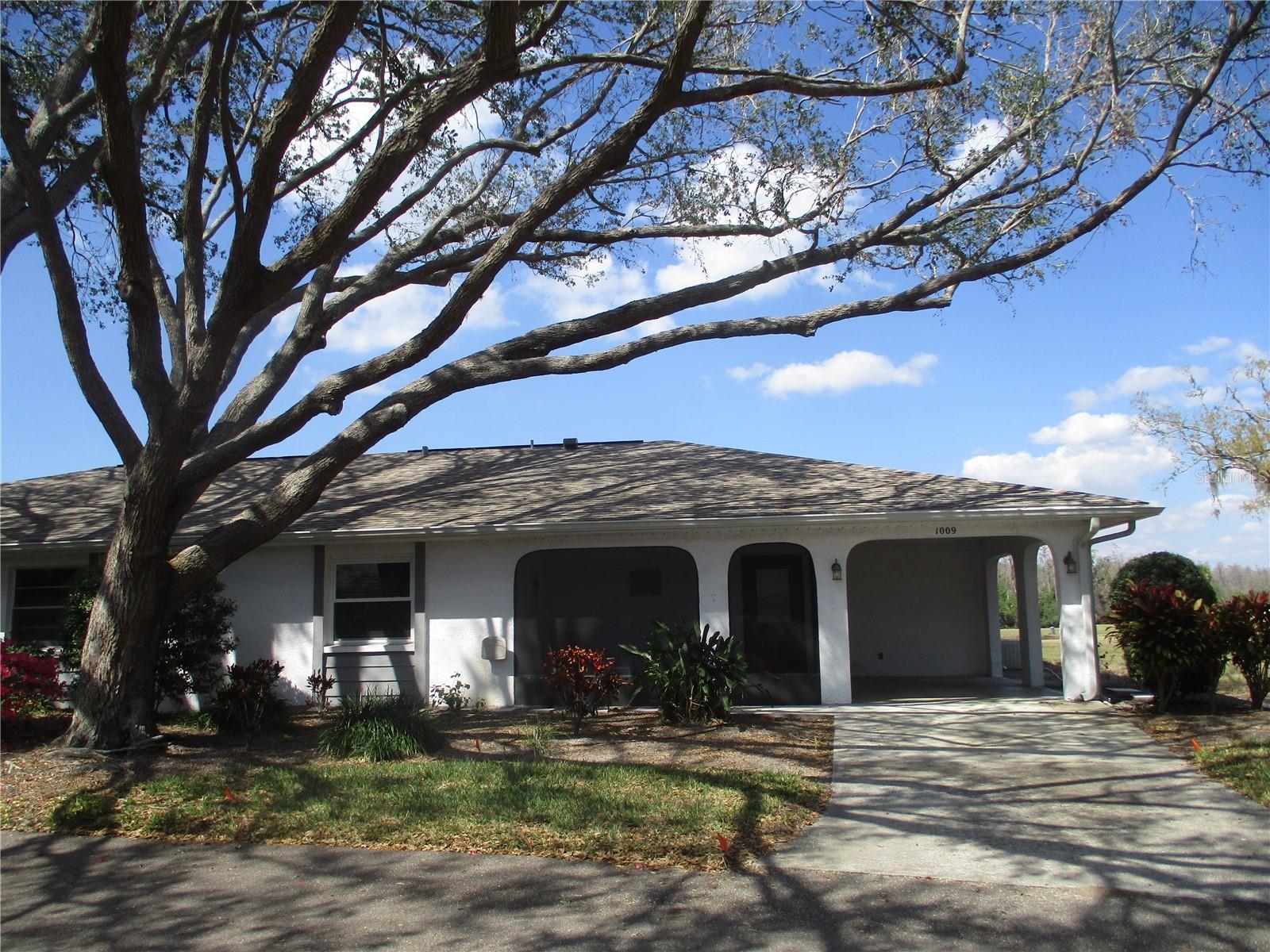 1009 HAREFIELD CIR, SUN CITY CENTER, FL, 33573