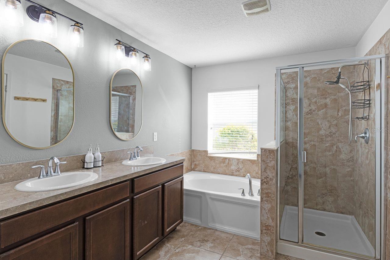 2213 GRANTHAM AVE, DAVENPORT, FL, 33837