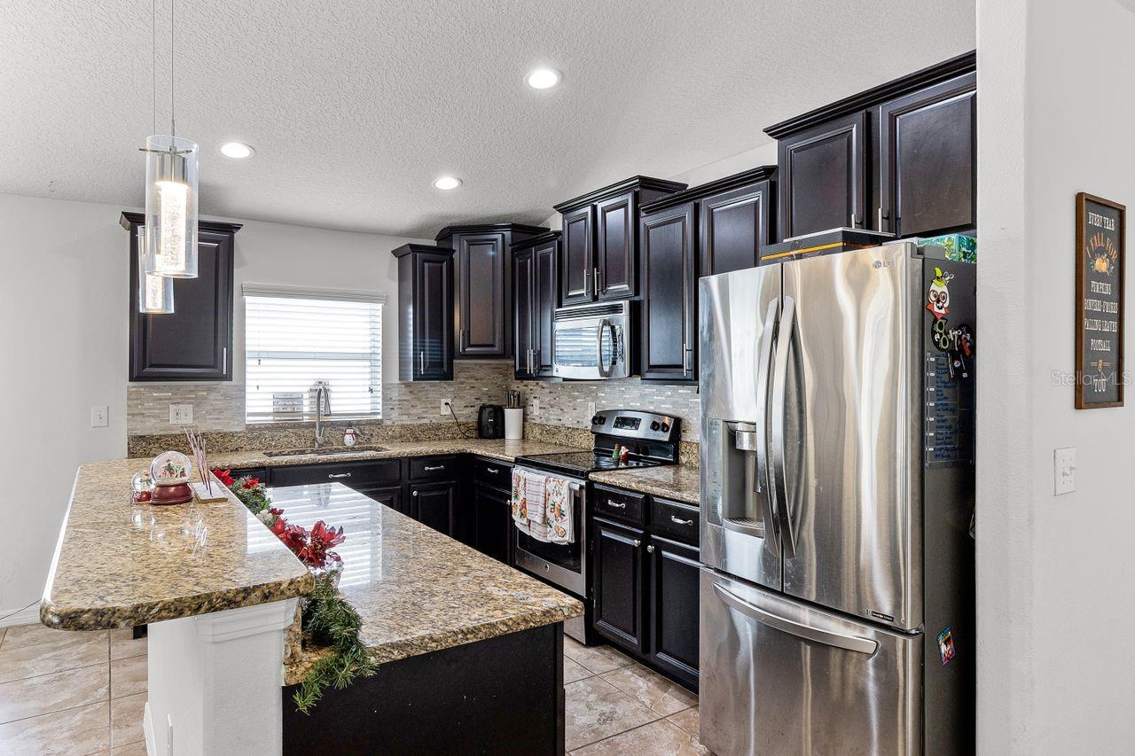 2213 GRANTHAM AVE, DAVENPORT, FL, 33837