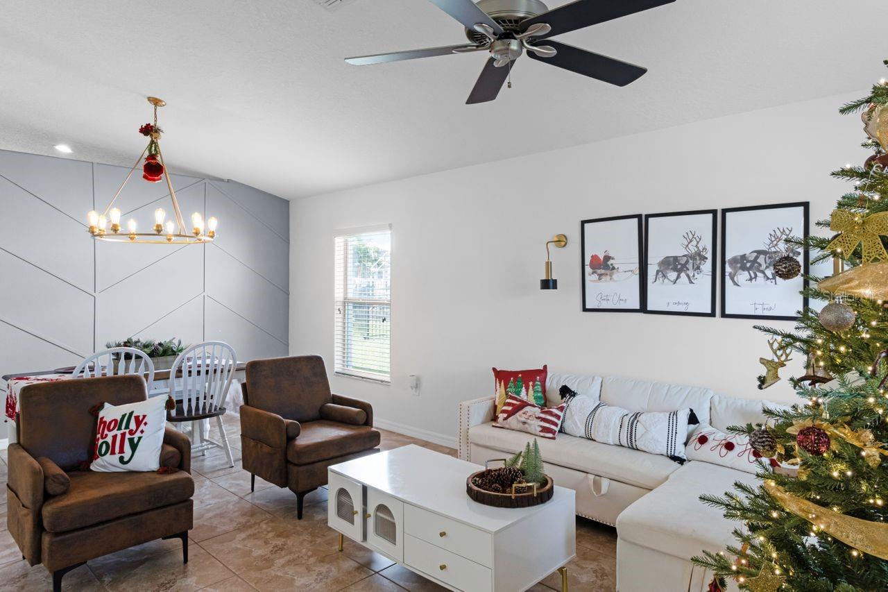 2213 GRANTHAM AVE, DAVENPORT, FL, 33837