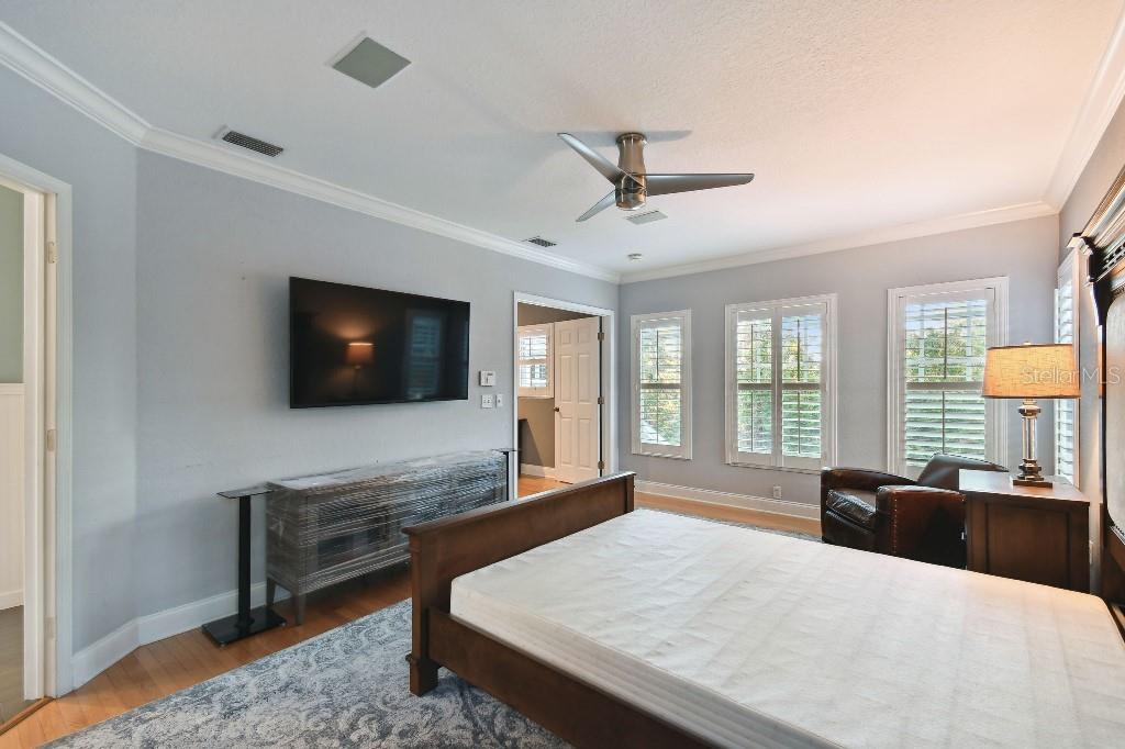 2902 BAYSHORE VISTA DR, TAMPA, FL, 33611