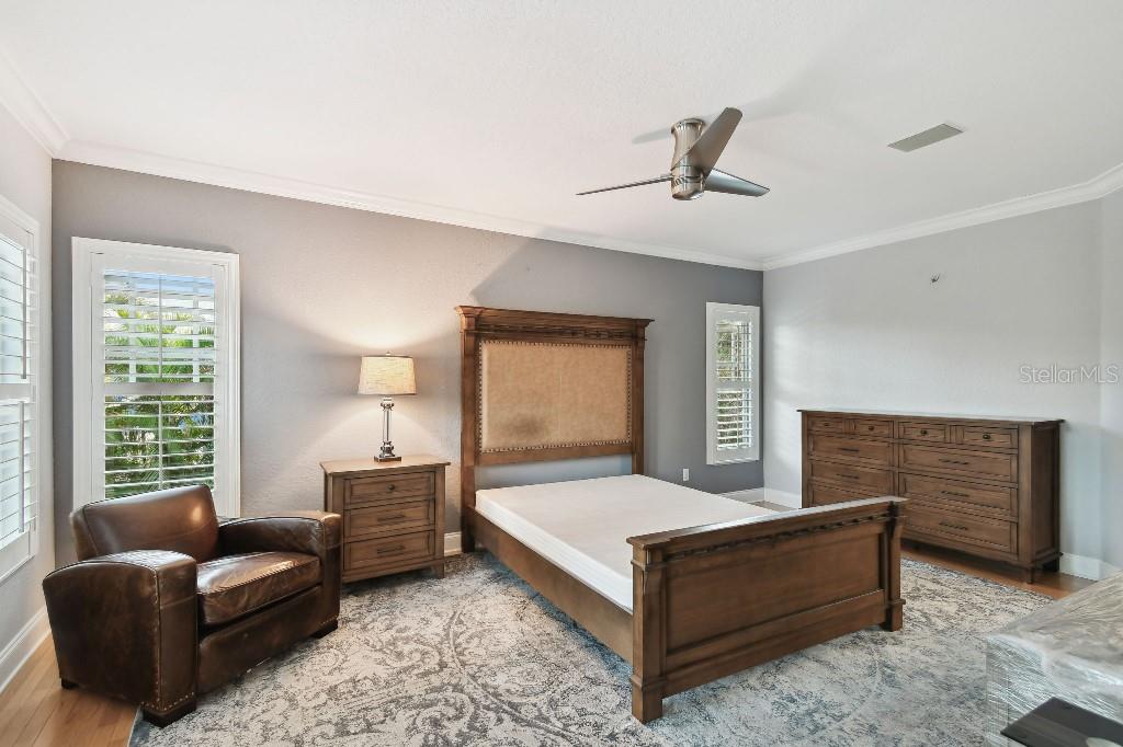 2902 BAYSHORE VISTA DR, TAMPA, FL, 33611