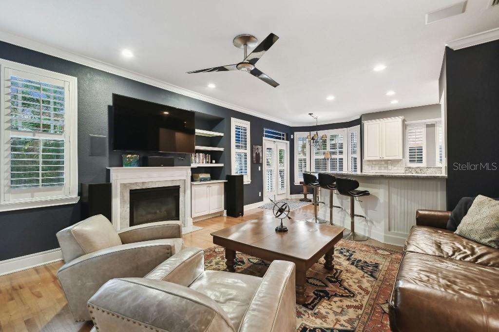 2902 BAYSHORE VISTA DR, TAMPA, FL, 33611
